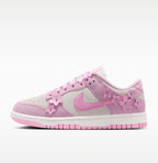 NEW! Women’s Bling pink Dunk low SE “florette”