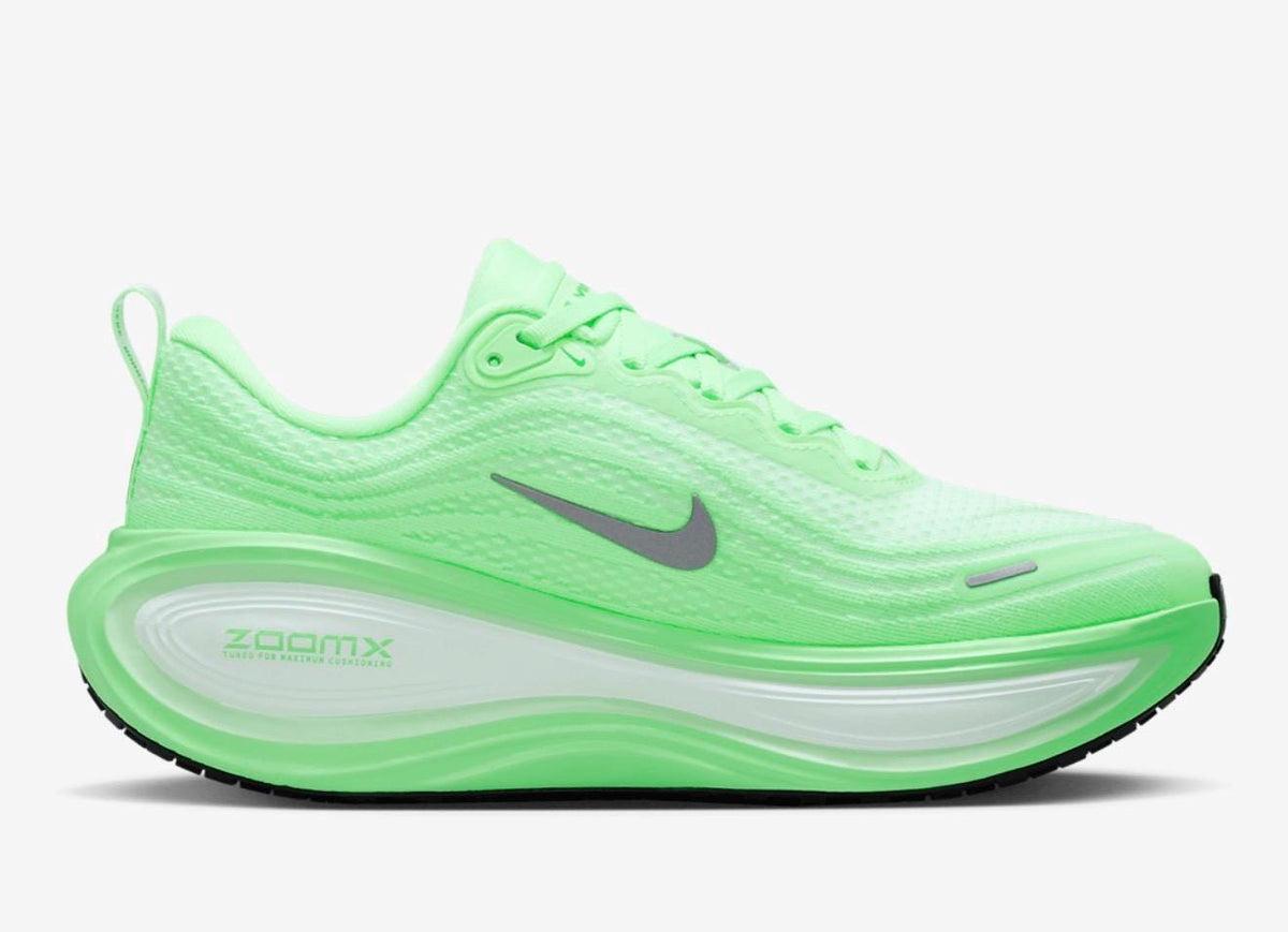 NEW!  Womens Lime green Vomero Plus  with Swarvoski crystals
