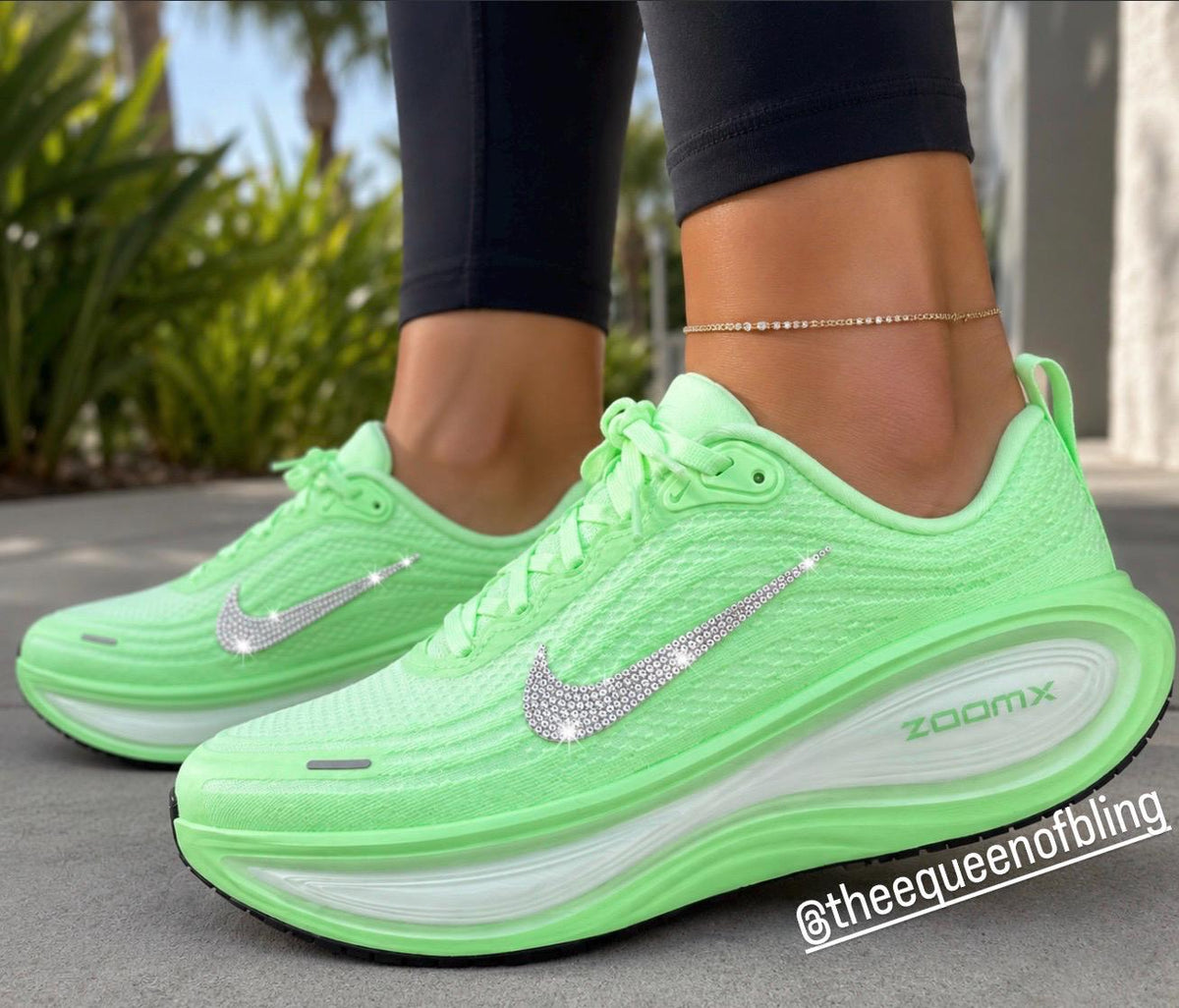 NEW!  Womens Lime green Vomero Plus  with Swarvoski crystals